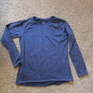 NWOT Cuddl Duds Large Dark Blue Climateright Base Layer Shirt Thumbholes